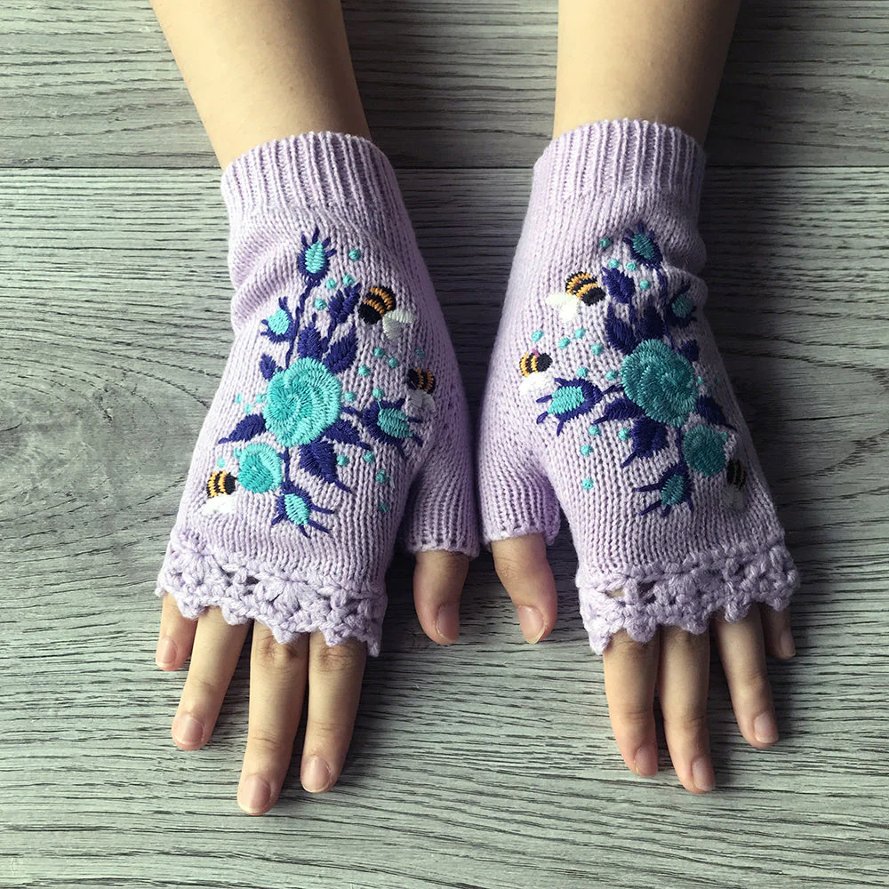 3Leaves Floral Fingerless Gloves - Image 7