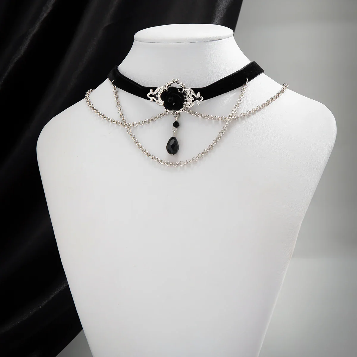 Black Rose Choker - Image 3