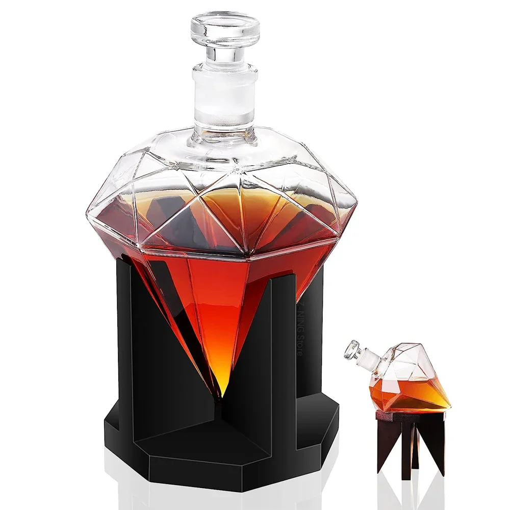 Creststone Diamond Decanter - Image 4