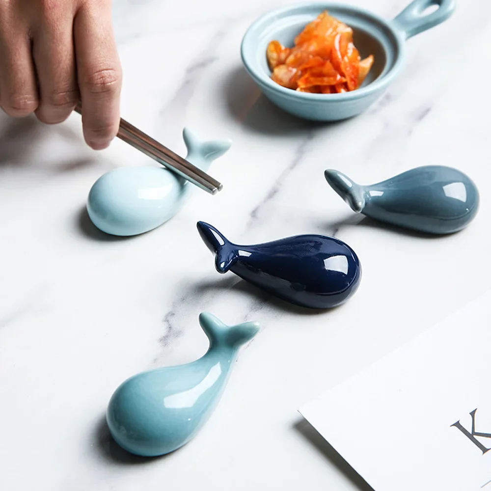 Creststone Whale Chopstick Rest Set - Image 2
