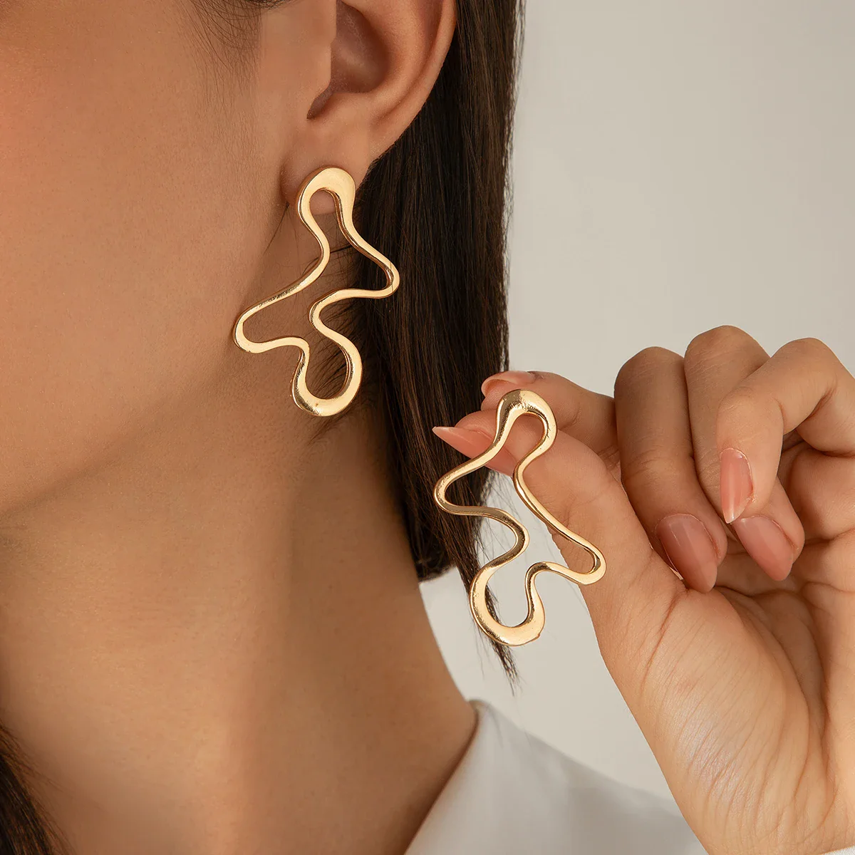 Divena Earrings