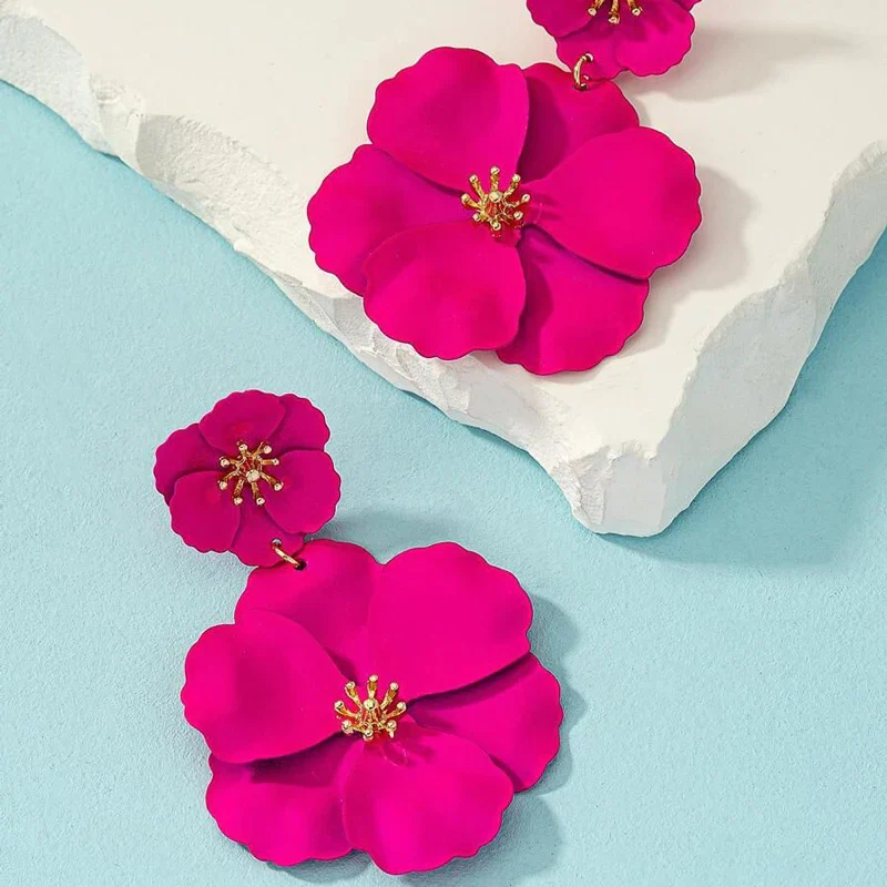 Fleura Cascade Earring Set - Image 4