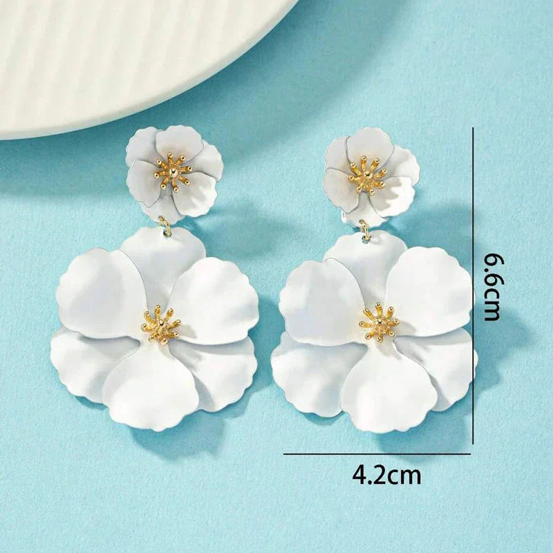 Fleura Cascade Earring Set - Image 5