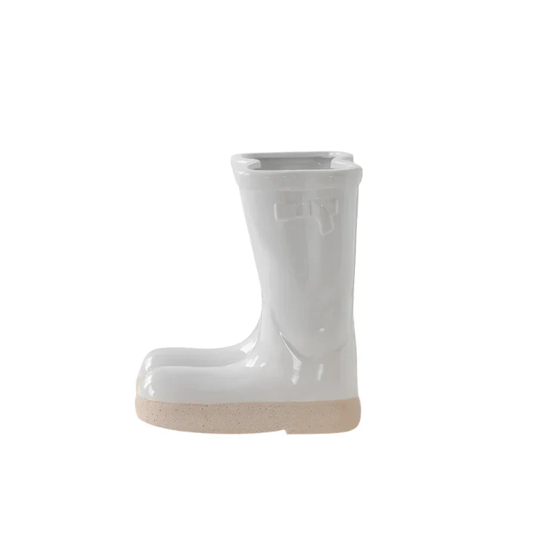 Hearthside Boot Vase - Image 4