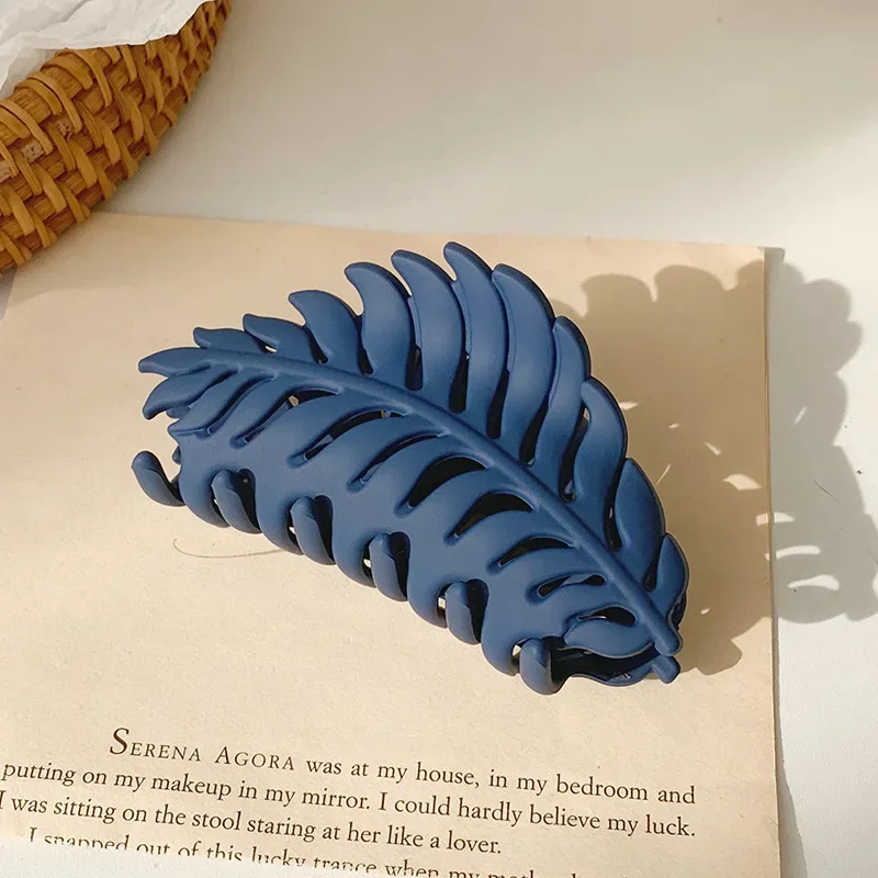 Leafy Hair Clip - Image 10
