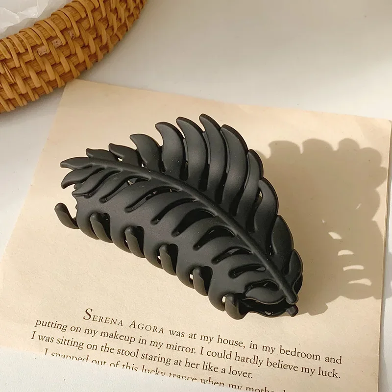 Leafy Hair Clip - Image 11