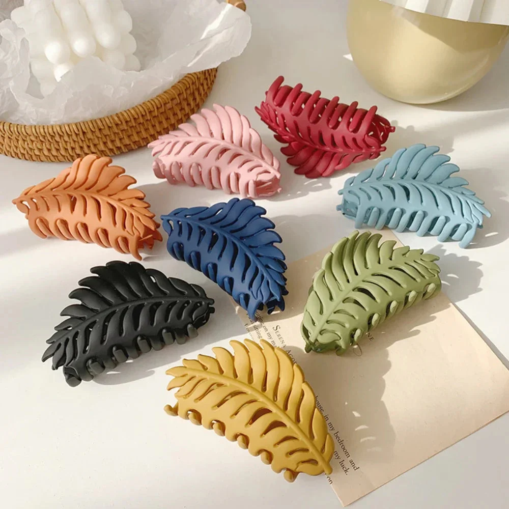 Leafy Hair Clip - Image 2