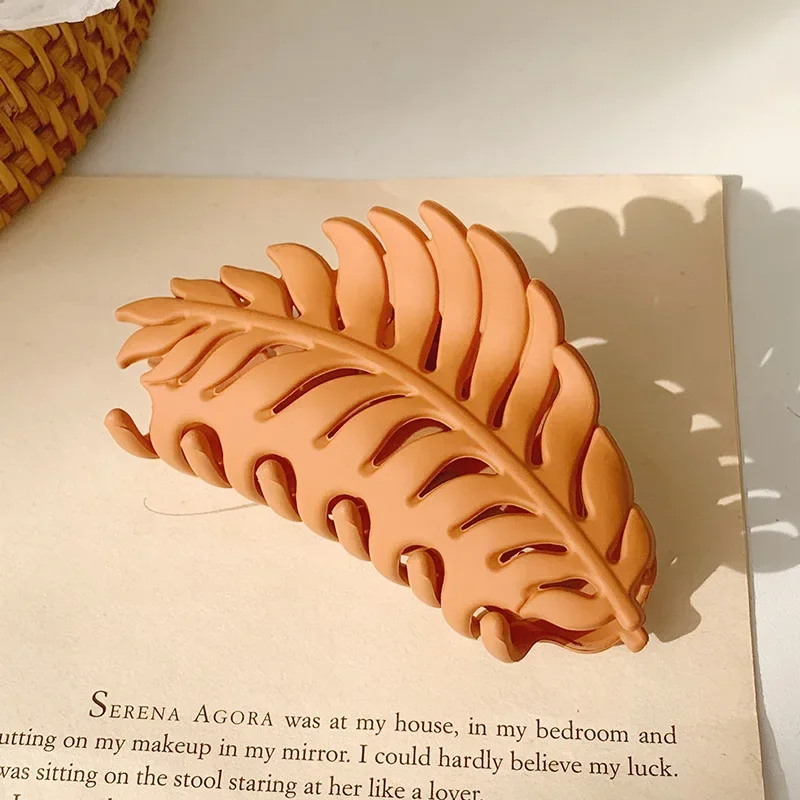 Leafy Hair Clip - Image 6