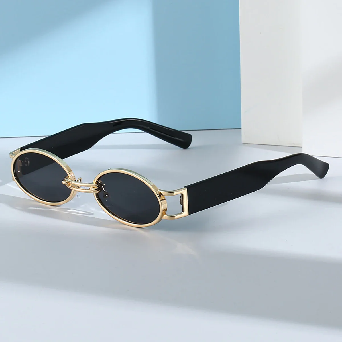Milano Oval Sunglasses - Image 5