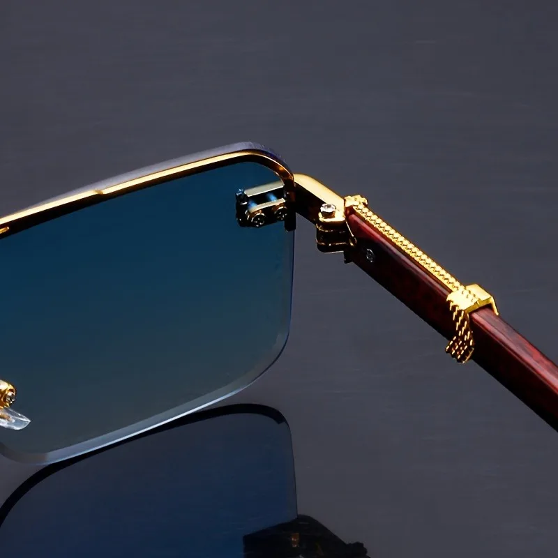 Monarch Sky Sunglasses - Image 4