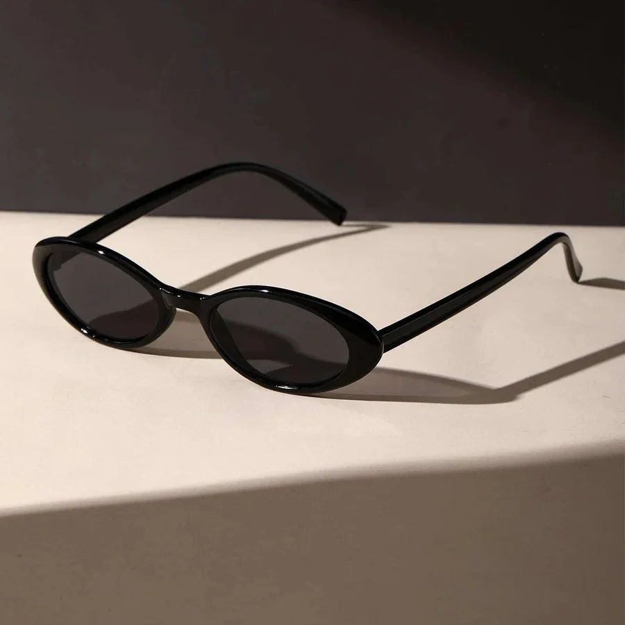 Noir Oval Shades - Image 2