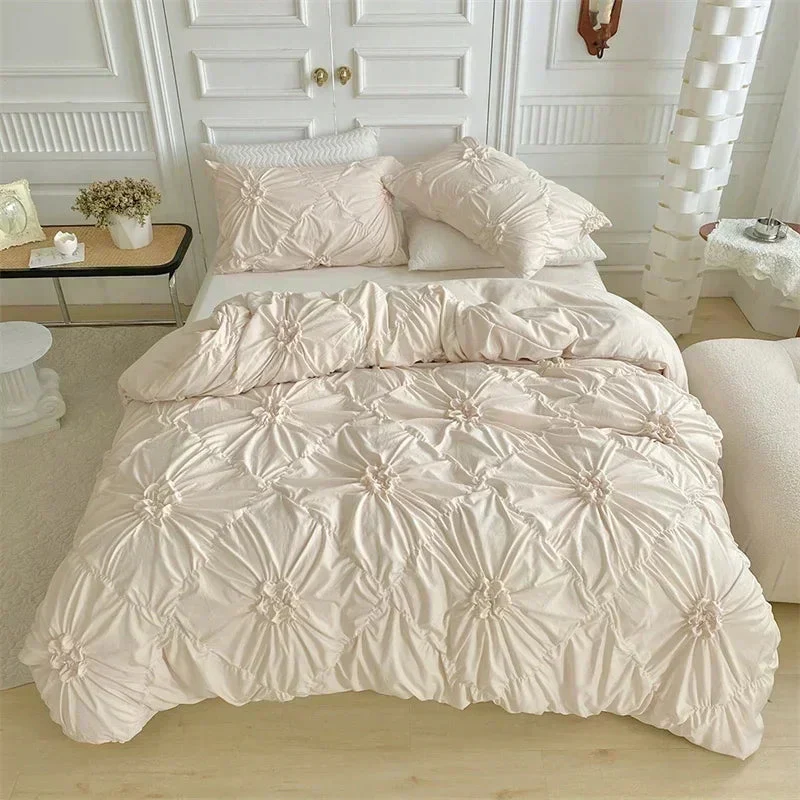 Pinch Pleat Bloom Duvet Cover Set - Image 2