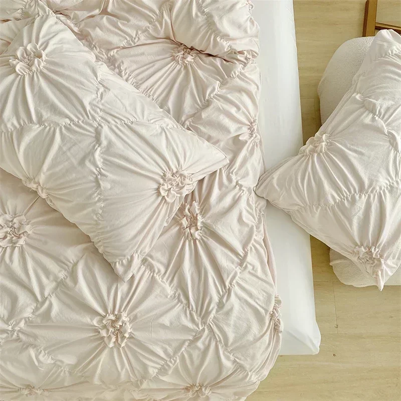Pinch Pleat Bloom Duvet Cover Set - Image 5