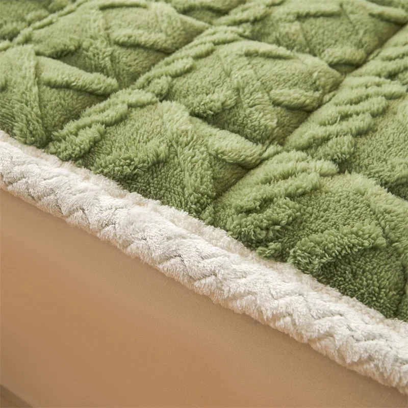 Purely Quilted Mattress Pad - Image 10