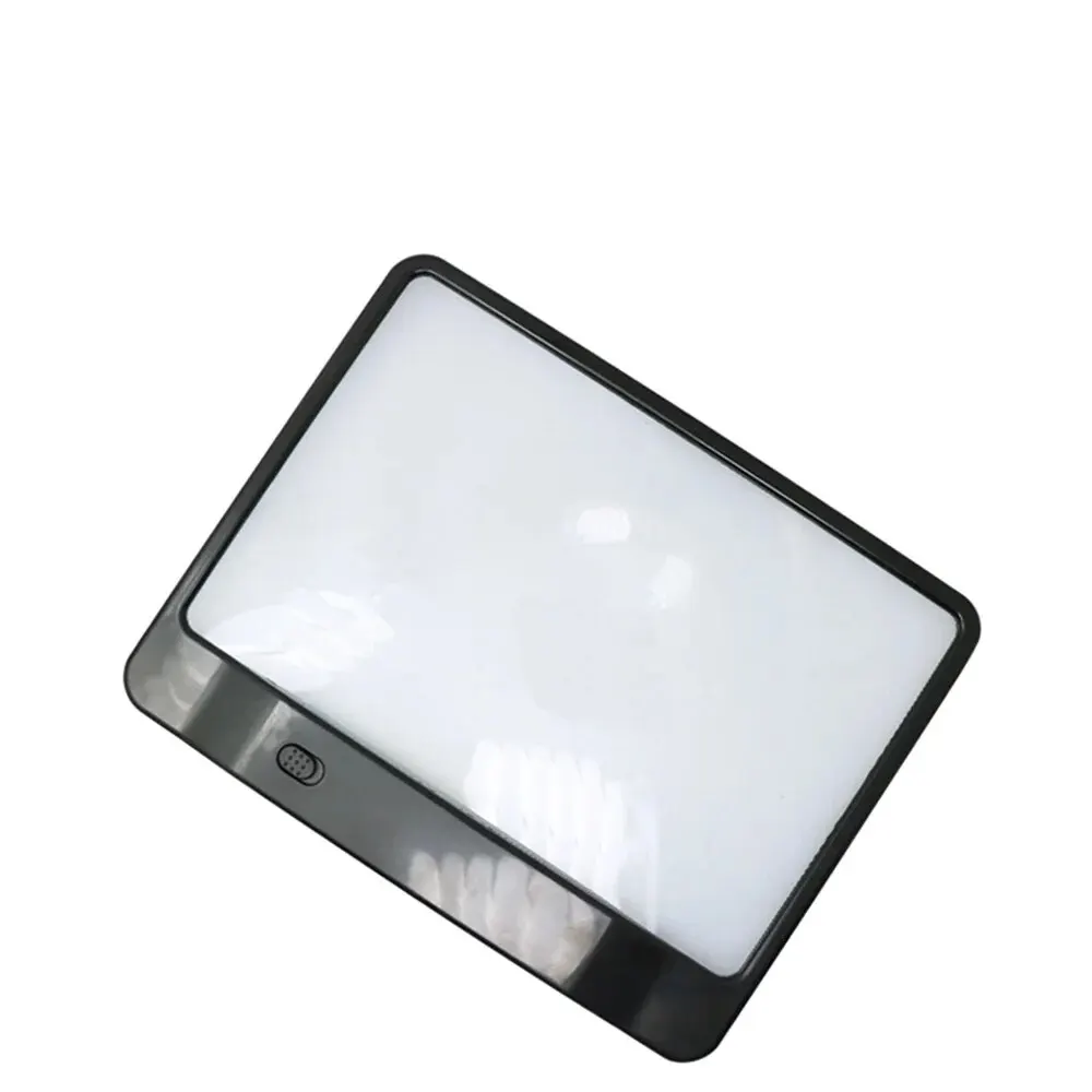 Reading Magnifier with LED light - Image 8