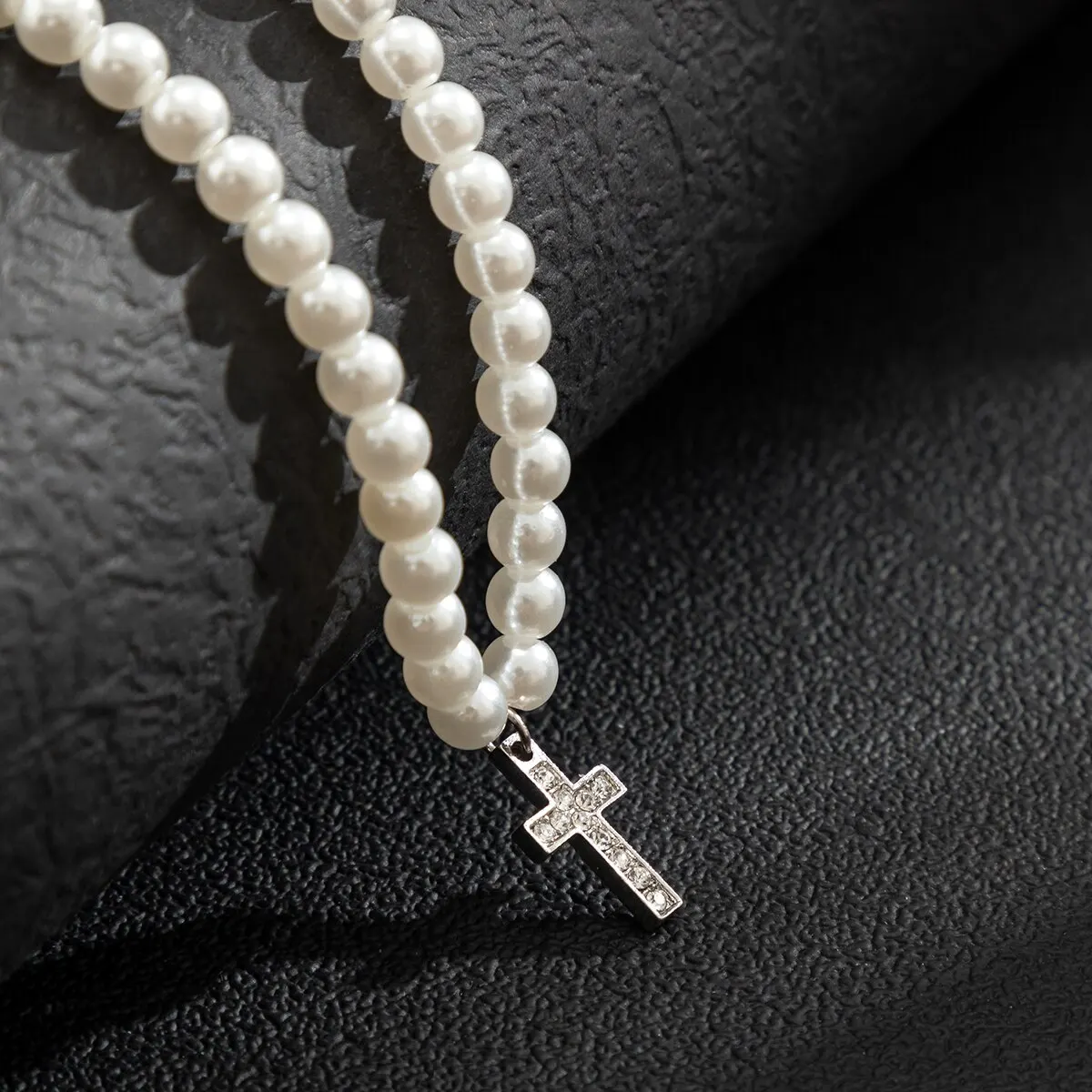 Titan Craft Pearl Cross Chain - Image 2