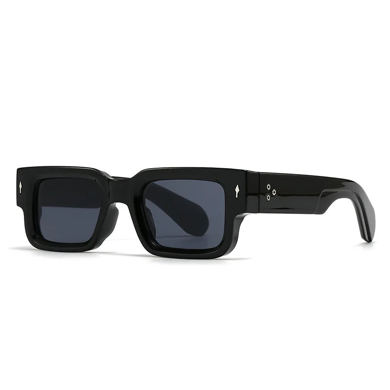 Vantage Square Frames - Image 2
